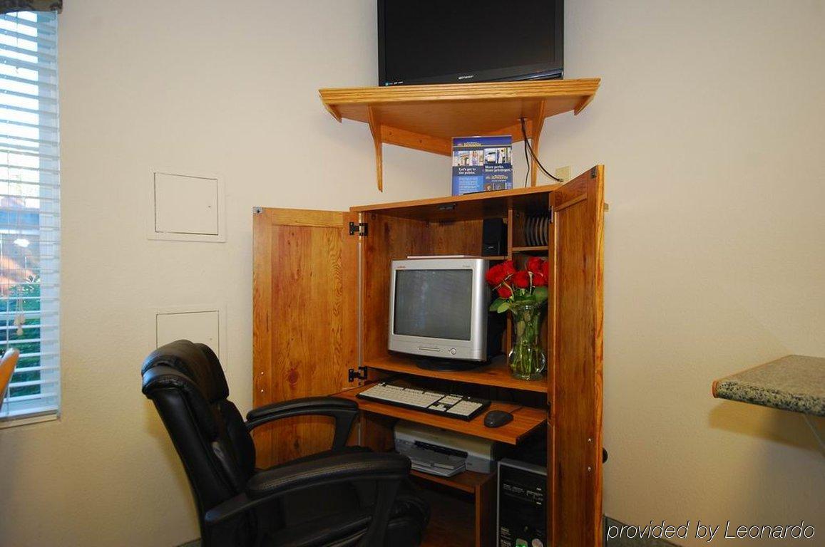 Cloverdale Wine Country Inn & Suites Facilities photo