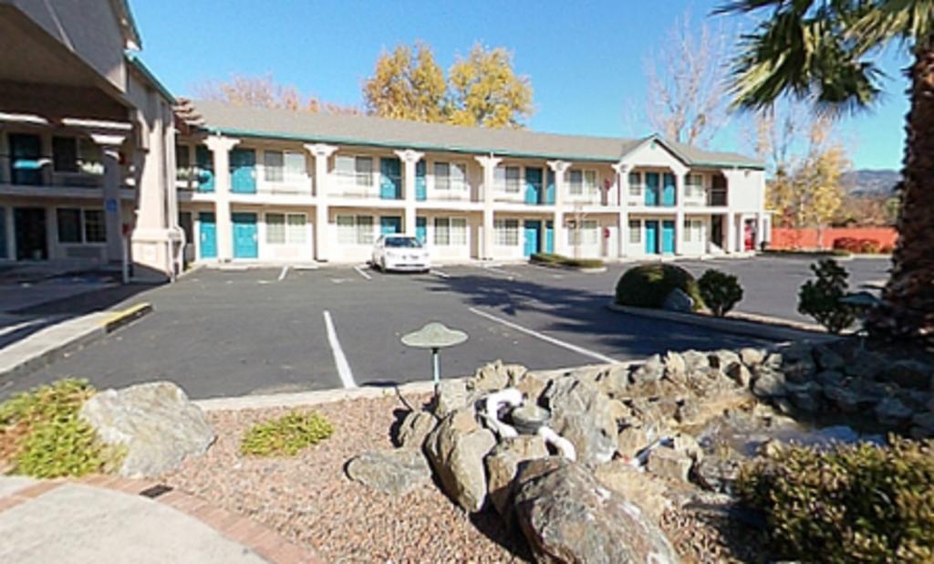 Cloverdale Wine Country Inn & Suites Exterior photo