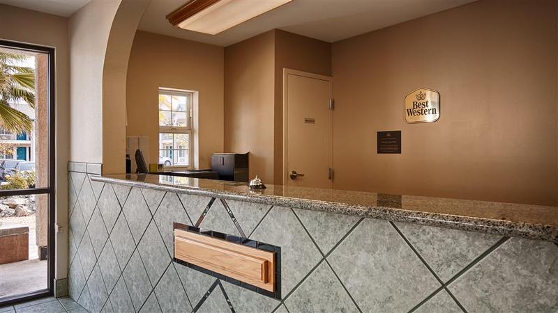 Cloverdale Wine Country Inn & Suites Exterior photo