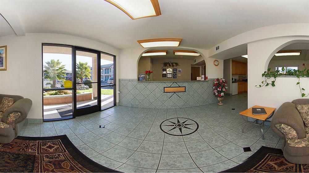 Cloverdale Wine Country Inn & Suites Exterior photo